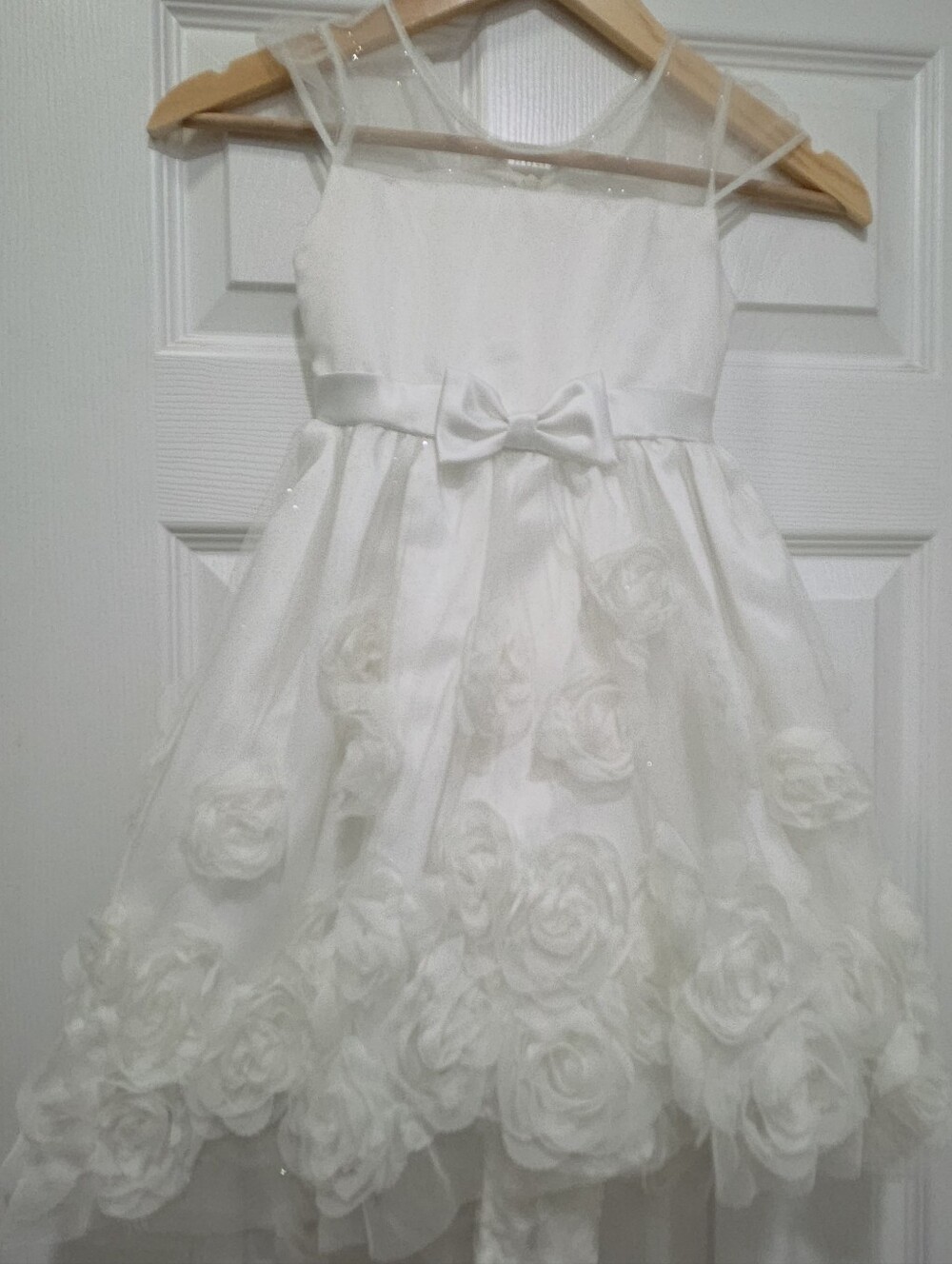 Nannette Little Girls White Floral Tulle Flower Dress with Bow, Size 6